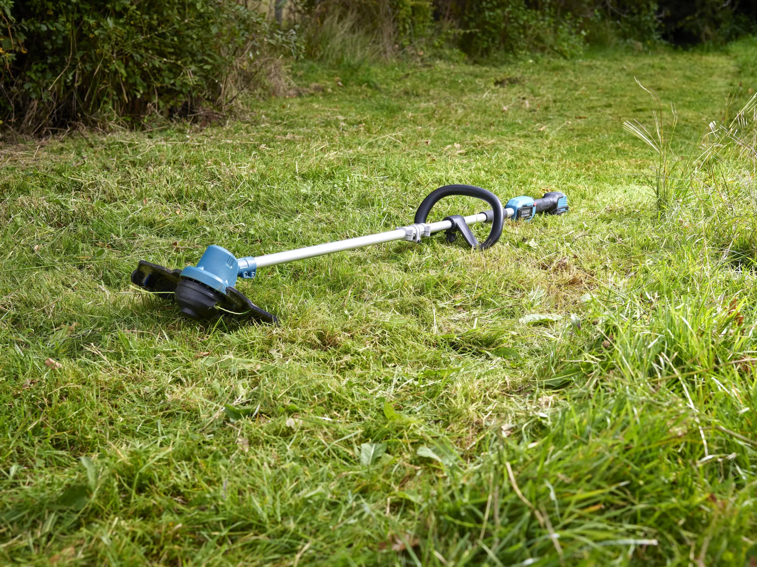 Erbauer 300mm Cordless Grass Trimmer EGT18-Li - KIT 5 Erbauer 300mm Cordless Grass Trimmer EGT18-Li - KIT - Image 5