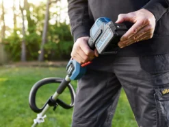 Erbauer 300mm Cordless Grass Trimmer EGT18-Li - KIT 22 Erbauer 300mm Cordless Grass Trimmer EGT18-Li - KIT -Deals Good Garden Tool Store erbauer 300mm cordless grass trimmer egt18 li kit3663602418245 31i