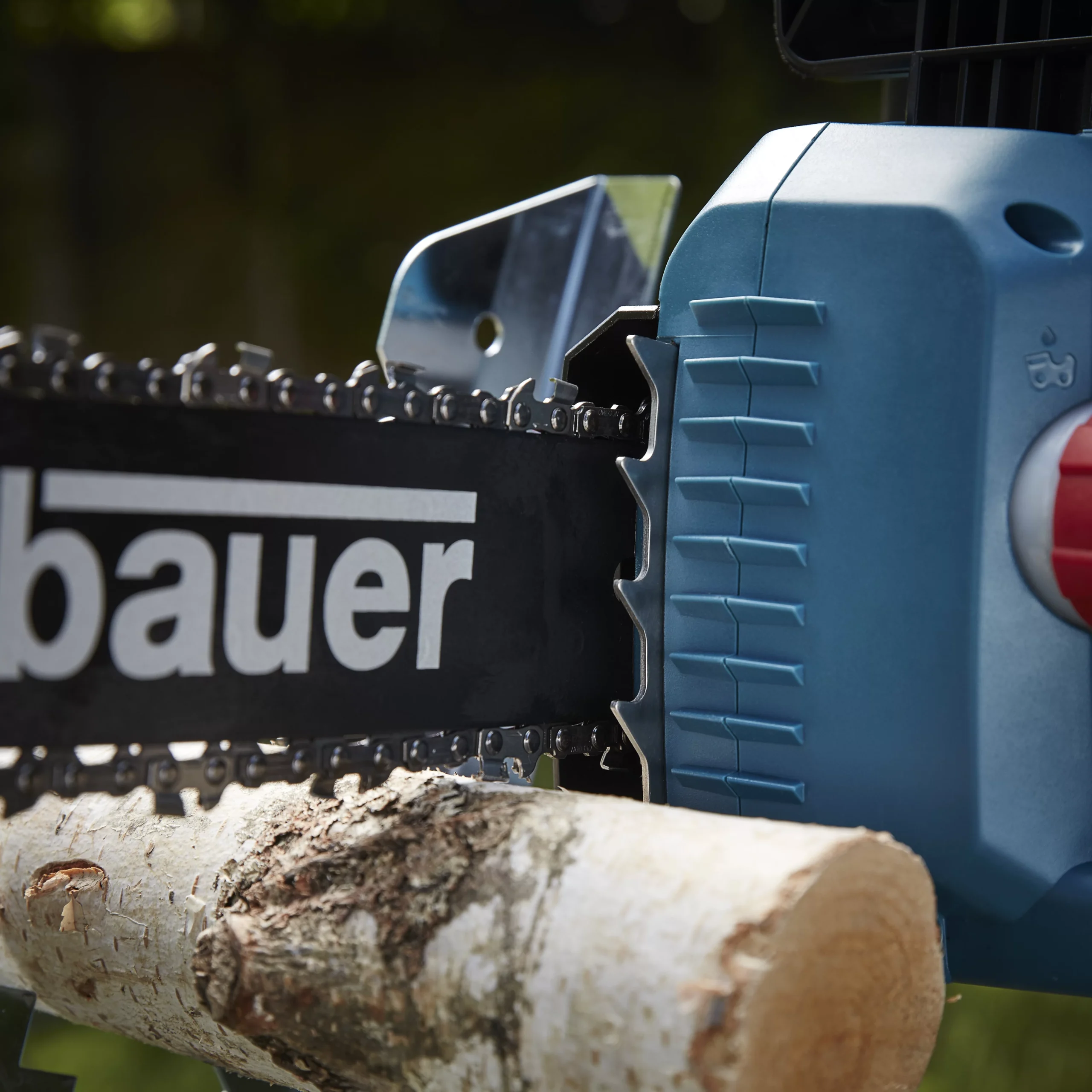 Erbauer ECSG18-Li 18V Cordless 300mm Chainsaw 7 Erbauer ECSG18-Li 18V Cordless 300mm Chainsaw - Image 7