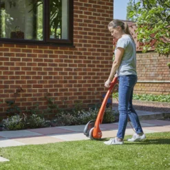 Flymo Contour XT 300W Corded Grass Trimmer 8 Flymo Contour XT 300W Corded Grass Trimmer -Deals Good Garden Tool Store flymo contour xt 300w corded grass trimmer7391736970686 01i bq