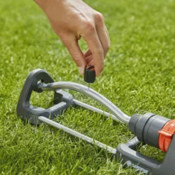Gardena Aquaroll Oscillating Sprinkler 9 Gardena Aquaroll Oscillating Sprinkler -Deals Good Garden Tool Store gardena aquaroll oscillating sprinkler4066407004160 38c bq