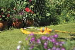 Hozelock Plus Swinging Sprinkler -Deals Good Garden Tool Store hozelock plus swinging sprinkler5010646037679 04i