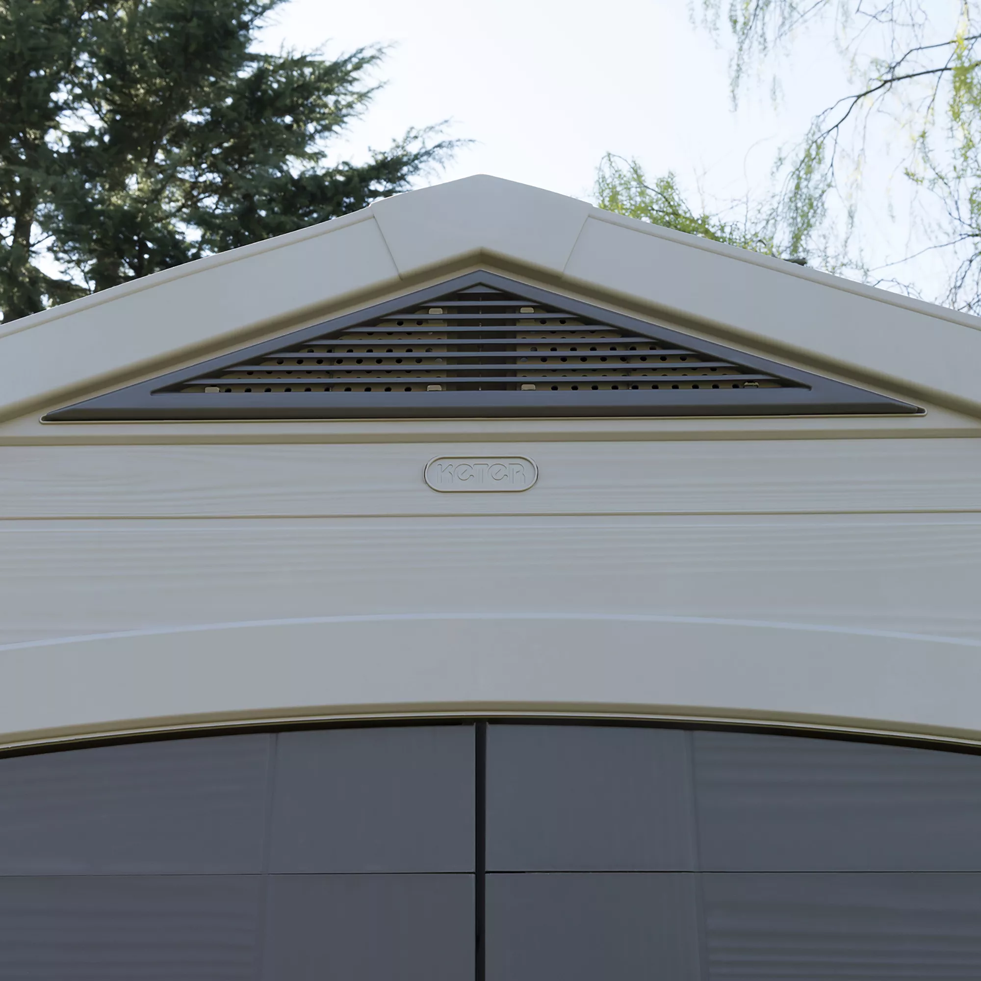 Keter Factor 8x11 Ft Apex Beige Plastic 2 Door Shed With Floor (Base Included) 8 Keter Factor 8x11 Ft Apex Beige Plastic 2 Door Shed With Floor (Base Included) - Image 8