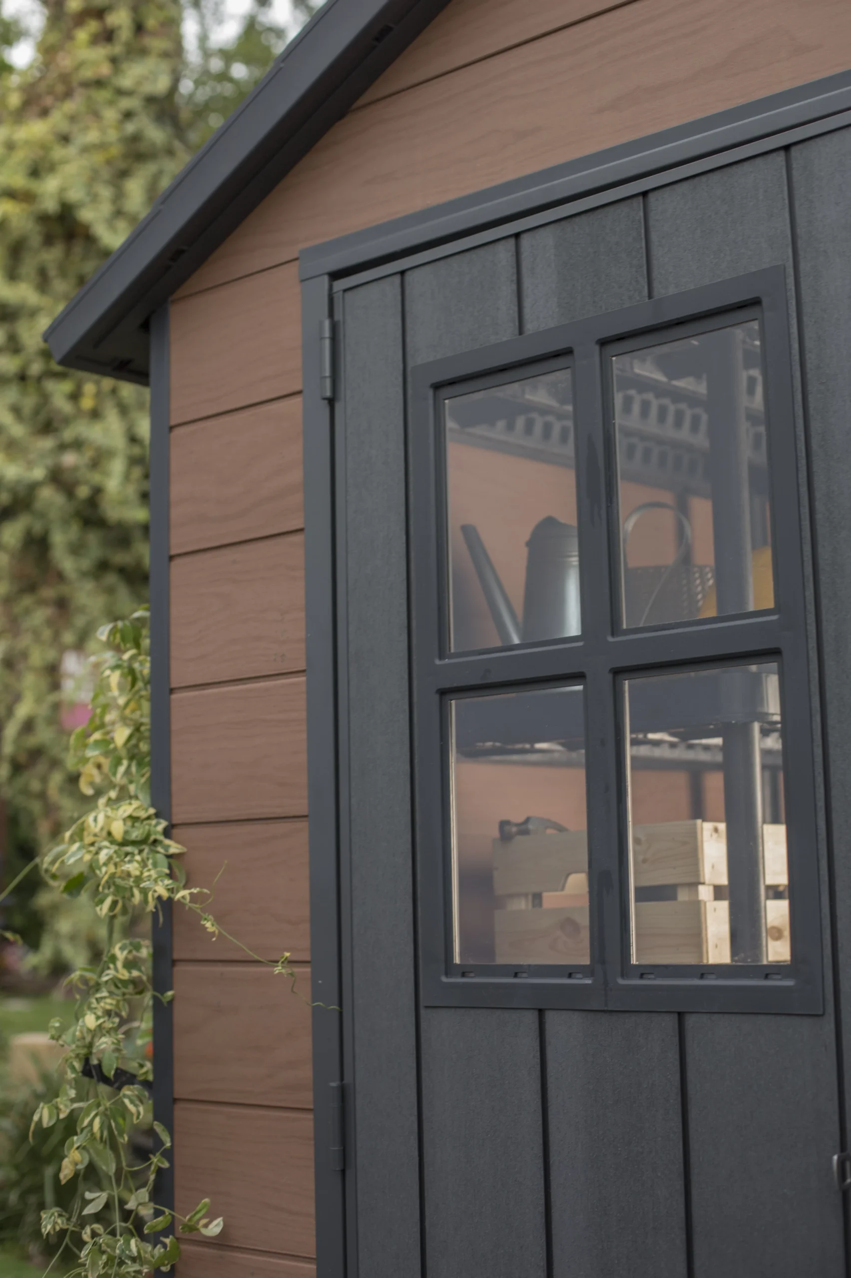 Keter Newton 7.5x7 Apex Tongue & Groove Composite Shed With Floor 8 Keter Newton 7.5x7 Apex Tongue & Groove Composite Shed With Floor - Image 8