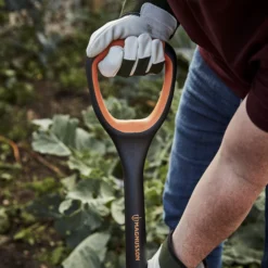 Magnusson Square Digging Spade -Deals Good Garden Tool Store magnusson square digging spade5059340086668 03i