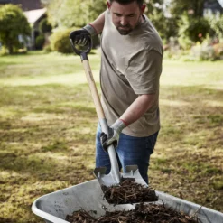 Magnusson Wooden Square D Handle Shovel 9 Magnusson Wooden Square D Handle Shovel -Deals Good Garden Tool Store magnusson wooden square d handle shovel5059340086583 01i