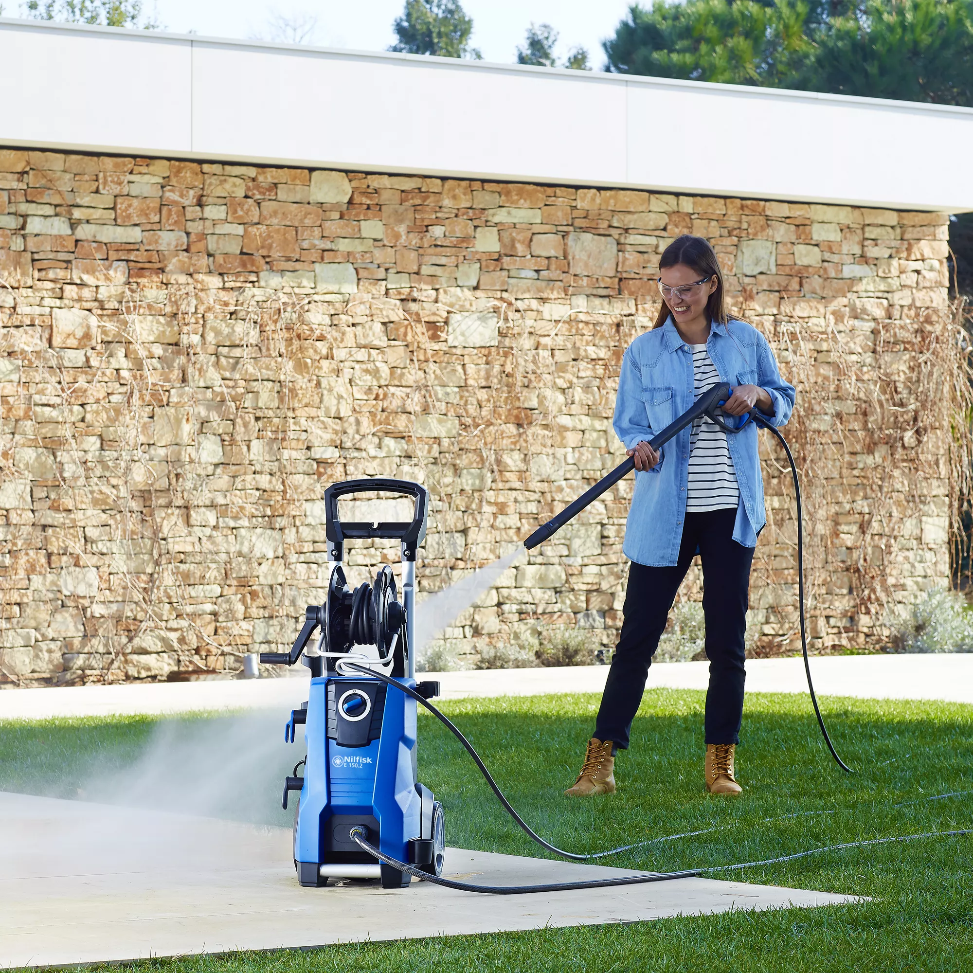 Nilfisk E150 Corded Pressure Washer 2.1kW E 150.2-9 P 128471244 10 Nilfisk E150 Corded Pressure Washer 2.1kW E 150.2-9 P 128471244 - Image 10
