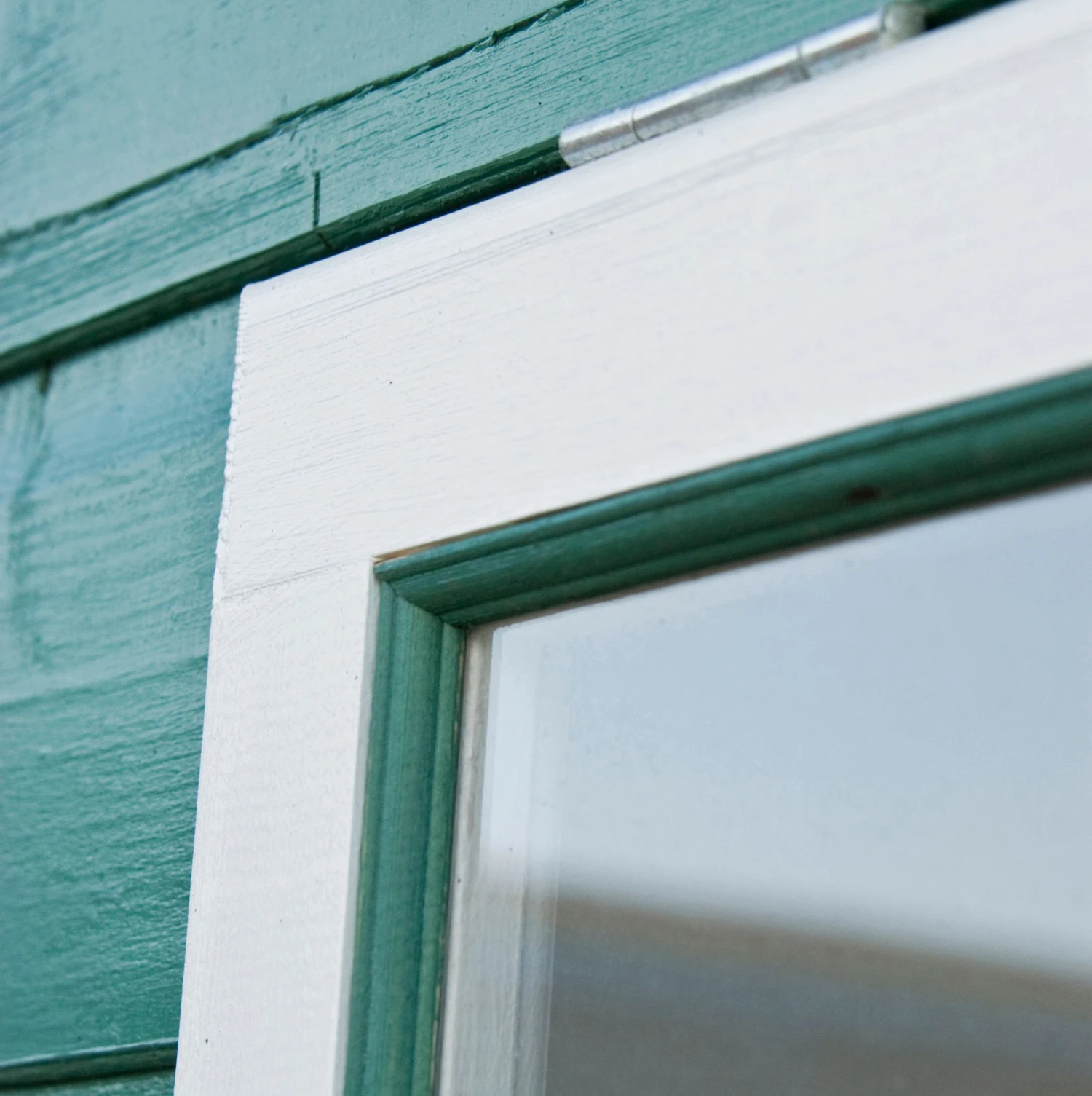 Shire Caldey 6x4 Ft Pent Shiplap Wooden Shed With Floor (Base Included) - Assembly Service Included 4 Shire Caldey 6x4 Ft Pent Shiplap Wooden Shed With Floor (Base Included) - Assembly Service Included - Image 4