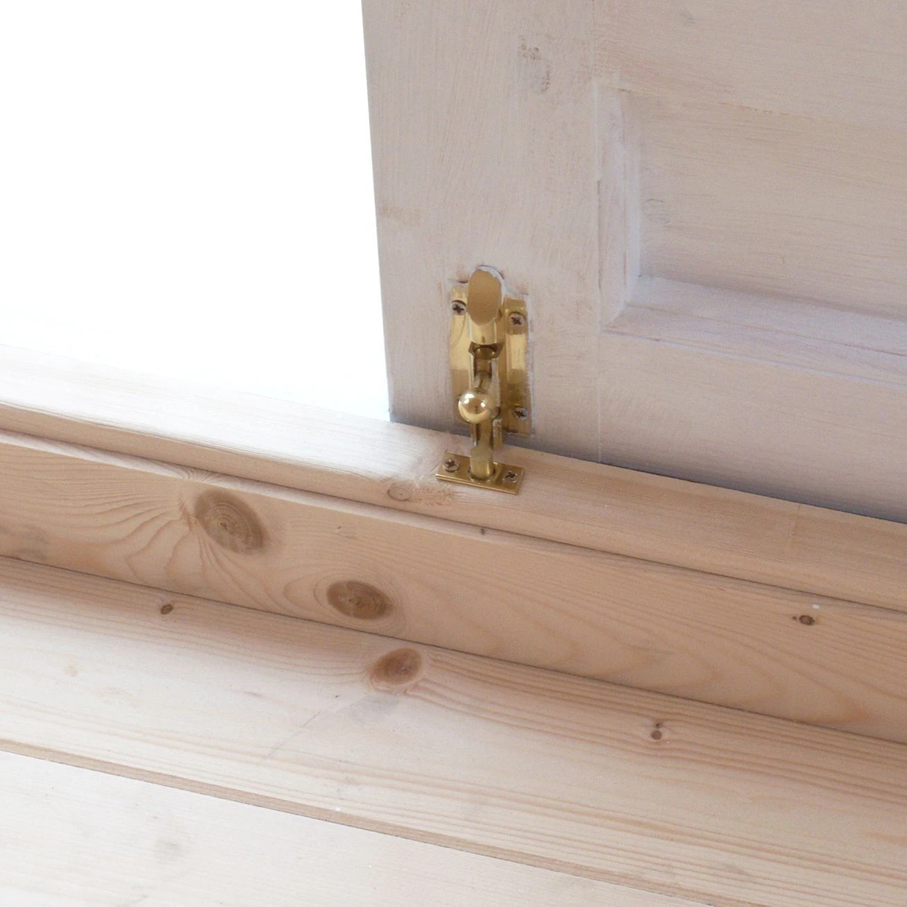 Shire Leygrove 14x10 Glass Apex Tongue & Groove Wooden Cabin - Base Not Included 4 Shire Leygrove 14x10 Glass Apex Tongue & Groove Wooden Cabin - Base Not Included - Image 4